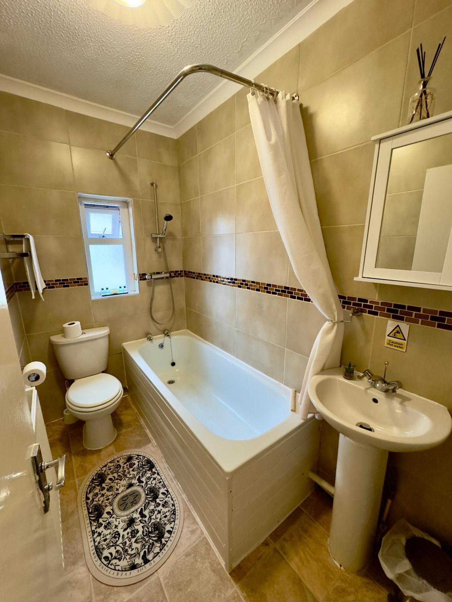Coastal Park Accommodation ลาแนคลี ภายนอก รูปภาพ