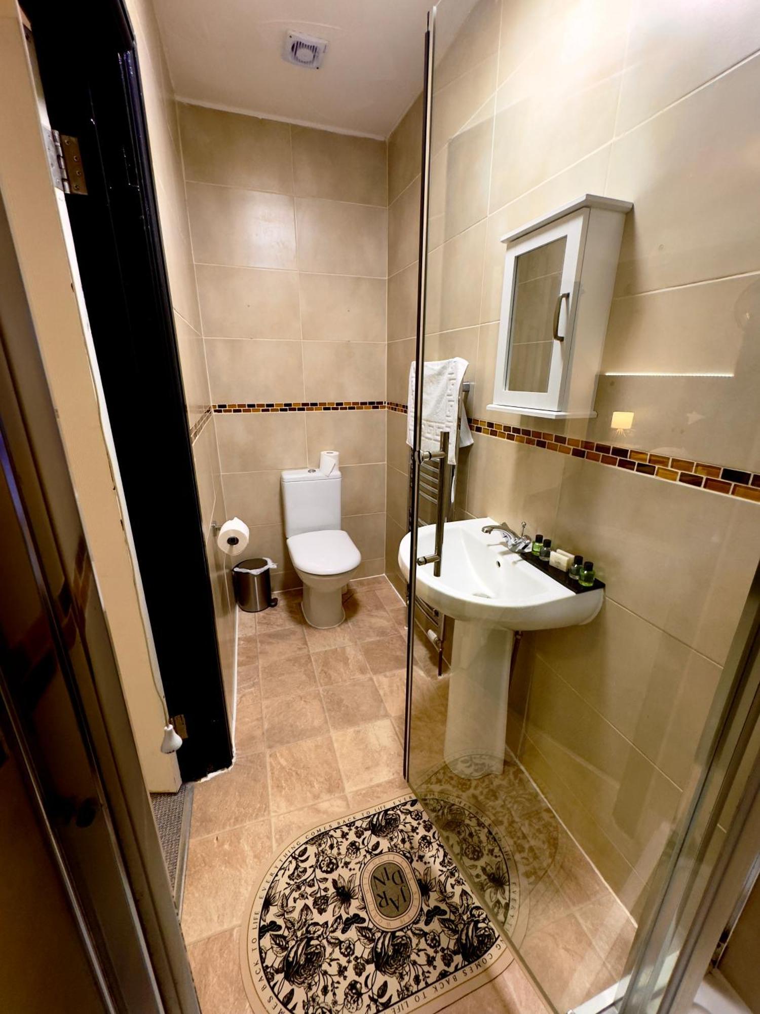 Coastal Park Accommodation ลาแนคลี ภายนอก รูปภาพ