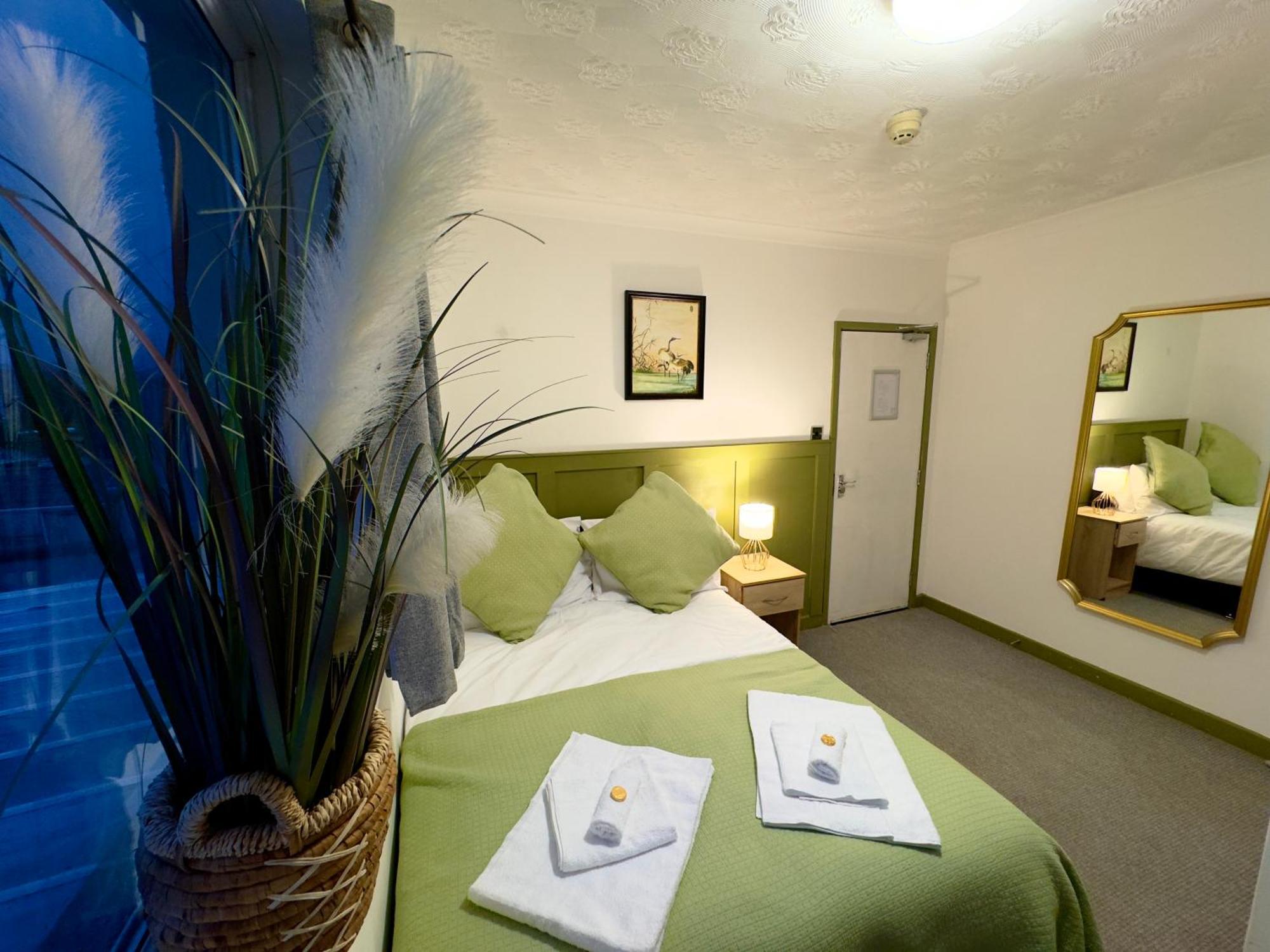 Coastal Park Accommodation ลาแนคลี ภายนอก รูปภาพ
